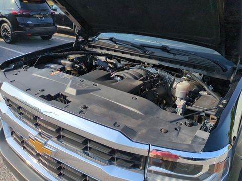 Used 2018 Chevrolet Silverado 1500 W/T w/ WT Fleet Convenience Package AWD/4WD image 42