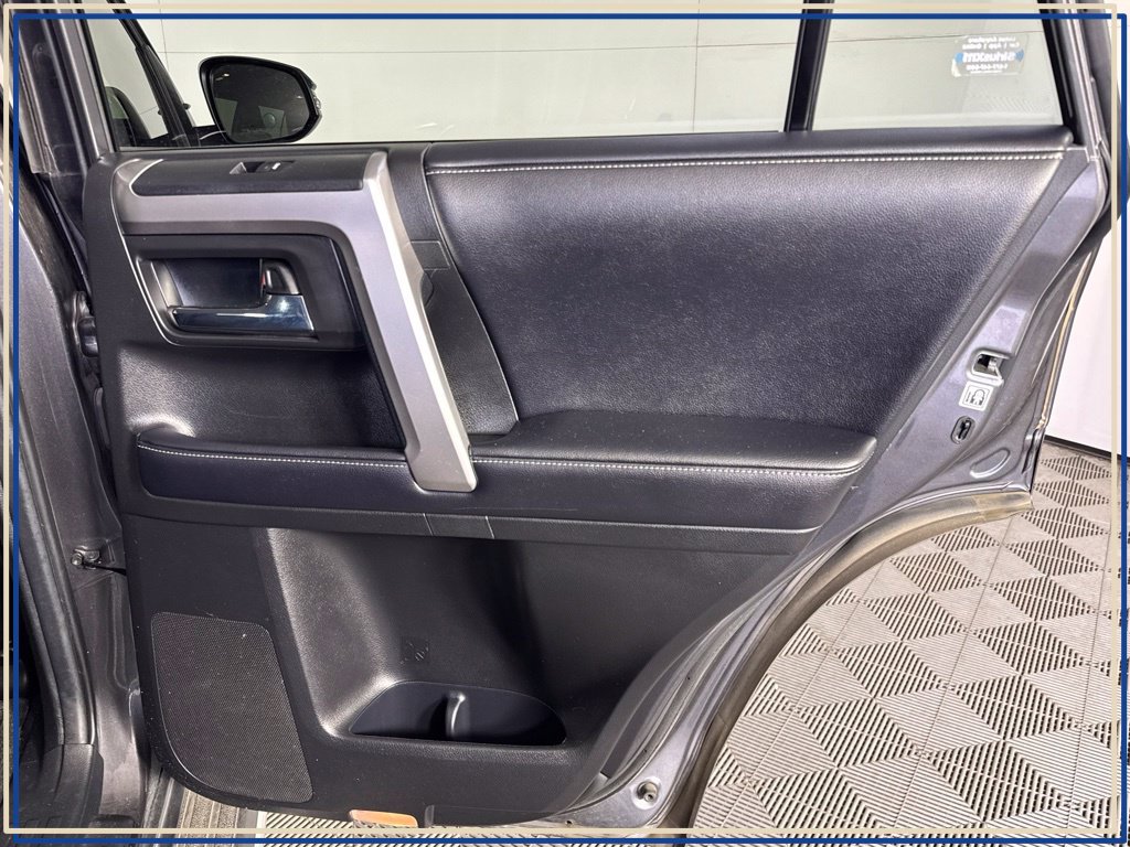 Used 2018 Toyota 4Runner SR5 Premium AWD/4WD image 43