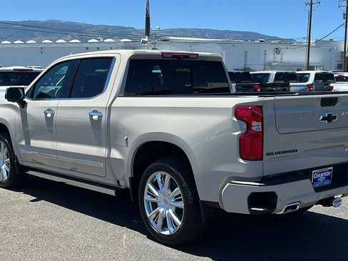 New 2026 Chevrolet Silverado 1500 High Country AWD/4WD image 8