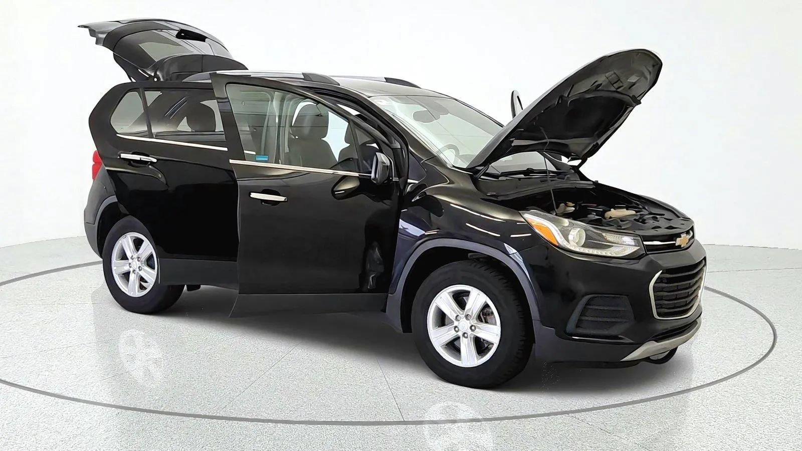 Used 2019 Chevrolet Trax LT w/ Driver Confidence Package FWD image 11