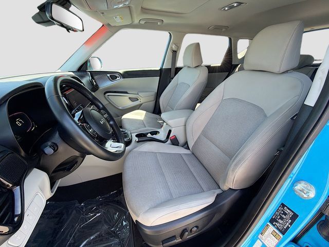 Used 2024 Kia Soul EX FWD image 21