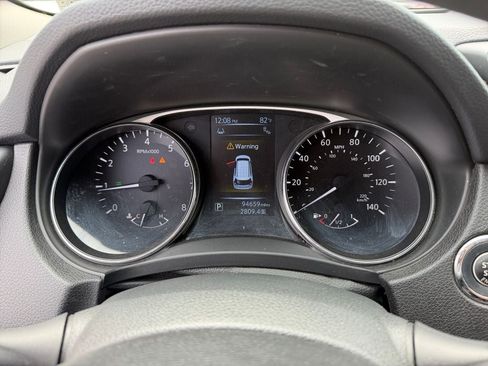 Used 2014 Nissan Rogue SV w/ SV Premium Package AWD/4WD image 18