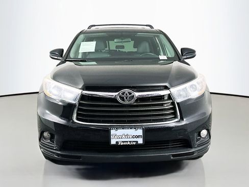 Used 2015 Toyota Highlander Plus image 2