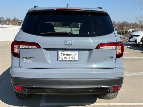 Used 2022 Honda Pilot Sport image 6