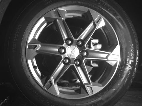 Used 2025 Chevrolet Blazer LT FWD image 14