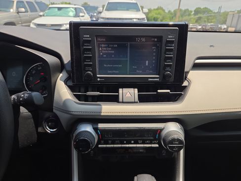Used 2020 Toyota RAV4 XLE w/ Convenience Package AWD/4WD image 12