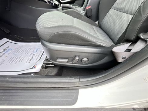 Used 2023 Kia Soul S image 12