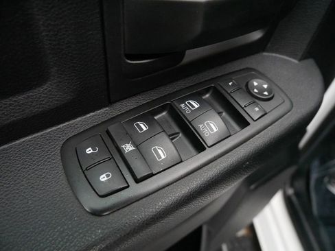 Used 2014 RAM 3500 Tradesman w/ Chrome Appearance Group image 10