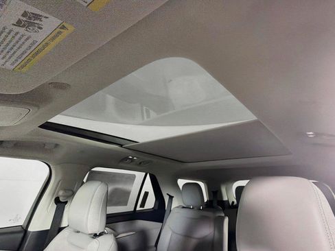 New 2026 Ford Explorer Active w/ Active Comfort Package AWD/4WD image 5