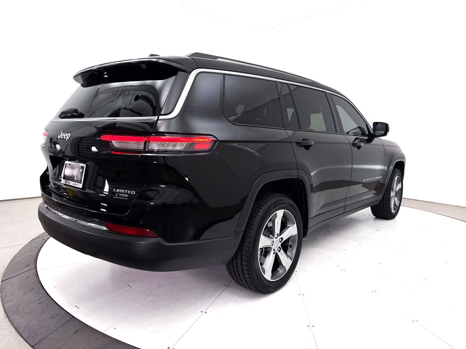 Used 2021 Jeep Grand Cherokee L Limited RWD image 14