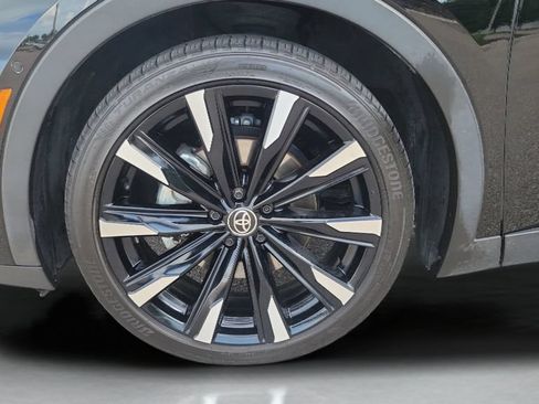 Certified 2023 Toyota Crown Platinum AWD/4WD image 26