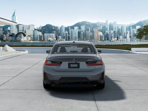 New 2026 BMW 330i Sedan w/ M Sport Package RWD image 5