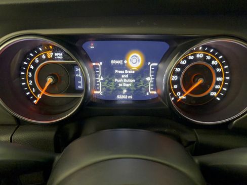 Used 2023 Jeep Gladiator Sport AWD/4WD image 24