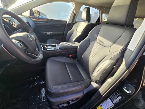 Certified 2024 Lexus NX 250 FWD image 23