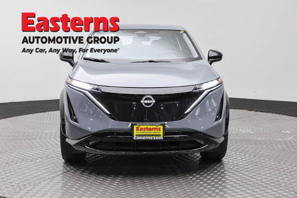 Used 2023 Nissan Ariya AWD image 4