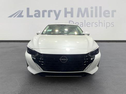 New 2025 Nissan Sentra SV w/ SV Premium Package image 8