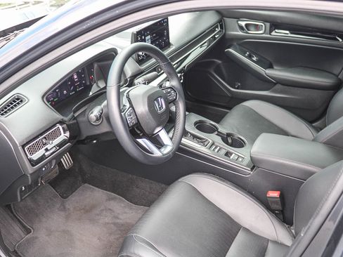 Certified 2025 Honda Civic Sport Touring image 17