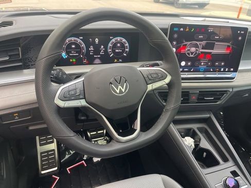 New 2026 Volkswagen Tiguan SE R-Line image 31