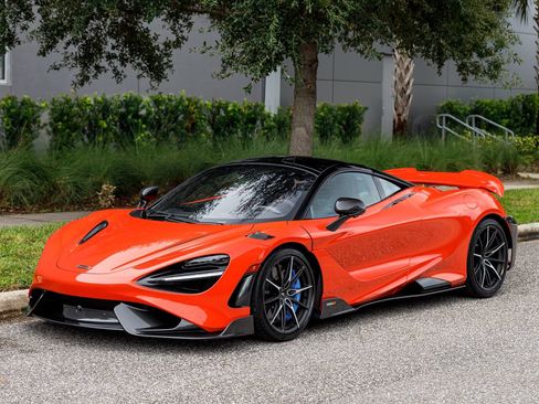 Used 2021 McLaren 765LT RWD image 24