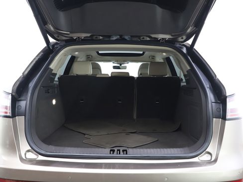 Used 2019 Lincoln Nautilus Reserve image 16