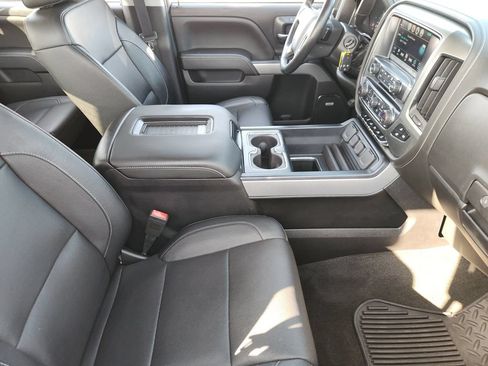 Used 2018 Chevrolet Silverado 1500 LTZ Z71 w/ Redline Edition AWD/4WD image 14