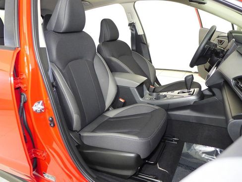 Certified 2025 Subaru Crosstrek 2.0i Premium image 19