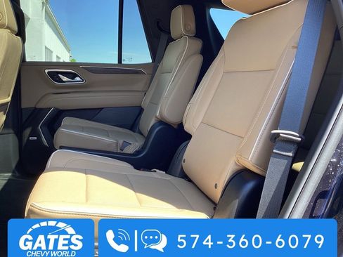 Used 2024 Chevrolet Tahoe Premier w/ Premium Package AWD/4WD image 14