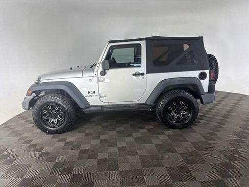 Used 2008 Jeep Wrangler X AWD/4WD image 10