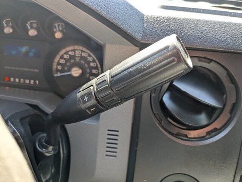 Used 2015 Ford F550 4x4 Regular Cab Super Duty image 22