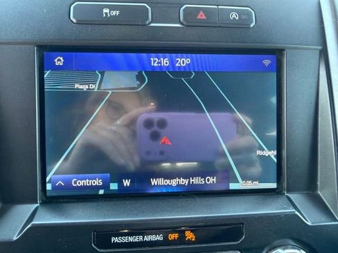 Used 2019 Ford F150 XLT w/ Equipment Group 302A Luxury AWD/4WD image 17