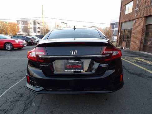 Used 2018 Honda Clarity Touring image 4