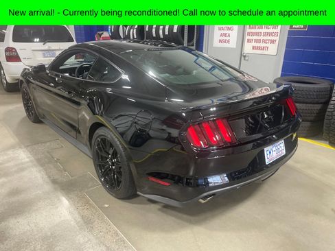 Used 2017 Ford Mustang GT Premium w/ Black Accent Package RWD image 4
