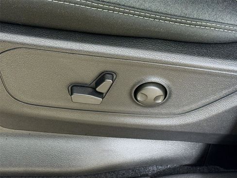 New 2026 RAM 1500 Big Horn AWD/4WD image 23