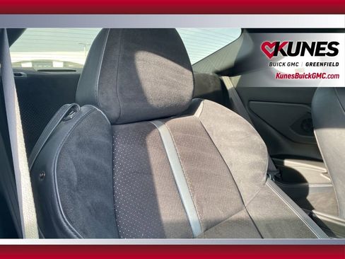 Used 2023 Toyota GR86 Premium image 35