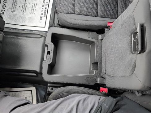 Used 2024 GMC Sierra 2500 Pro w/ Convenience Package image 21