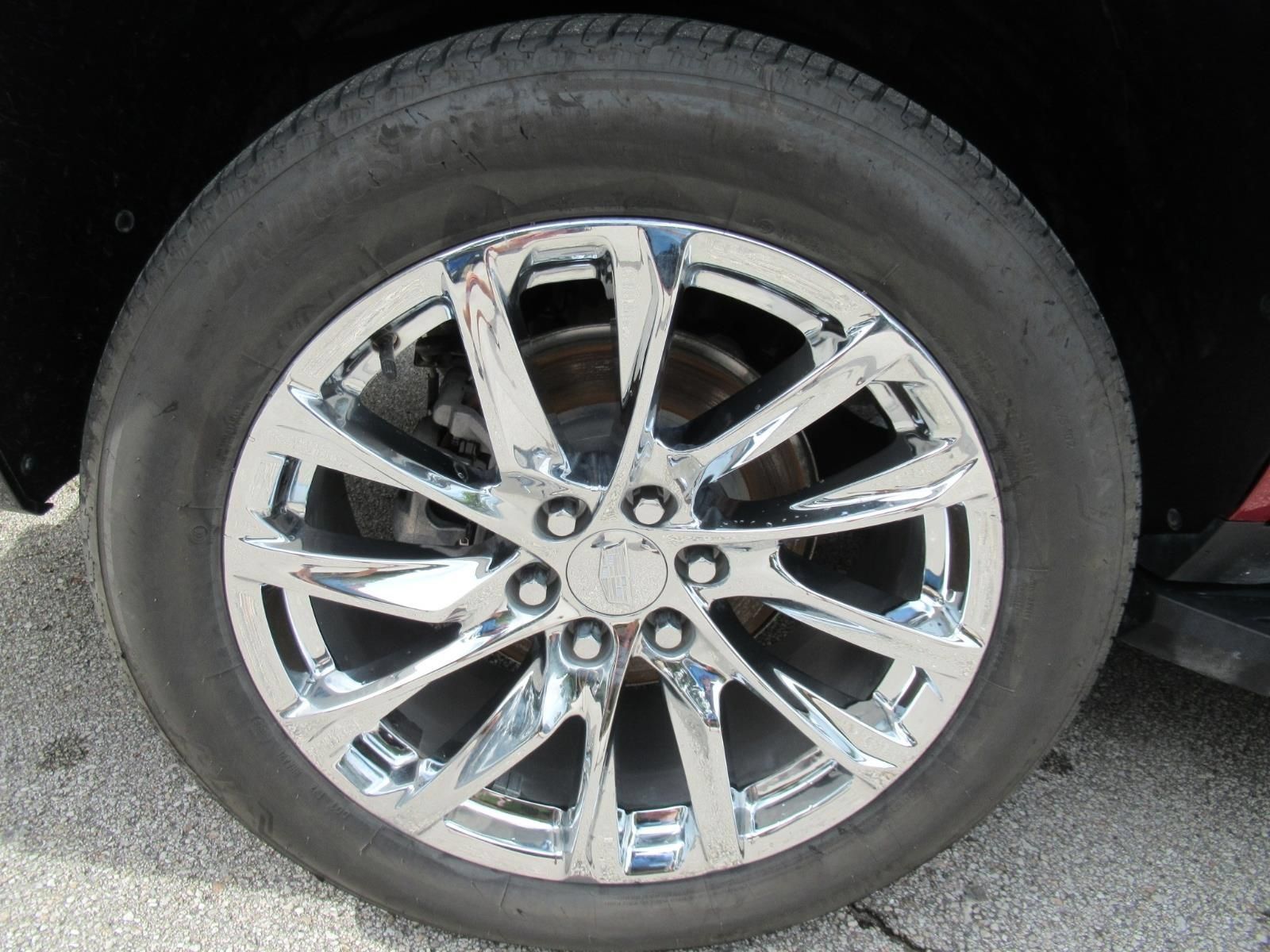 Used 2023 Cadillac Escalade Premium Luxury w/ LPO, Radiant Package AWD/4WD image 7