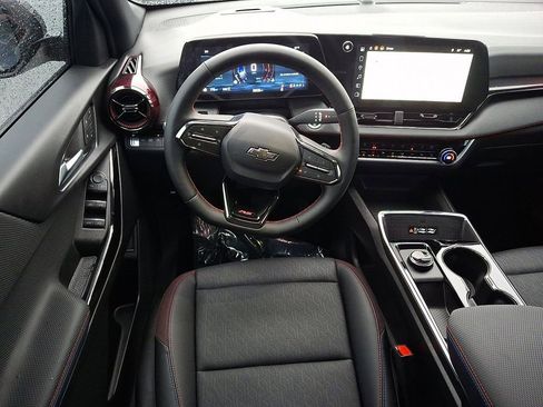 Used 2026 Chevrolet Equinox RS w/ Convenience Package III image 11