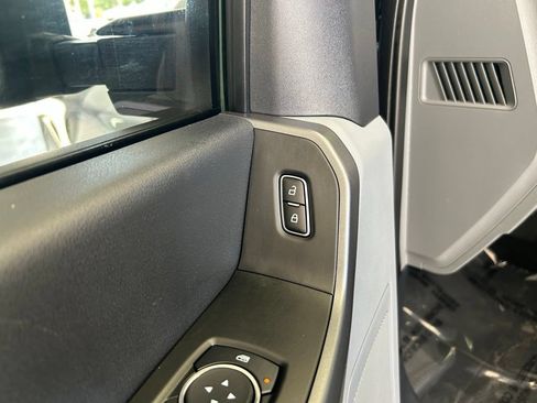 Used 2025 Ford F350 XLT AWD/4WD image 39