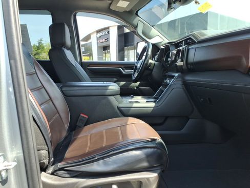 Certified 2024 GMC Sierra 2500 Denali w/ Denali Reserve Package AWD/4WD image 15