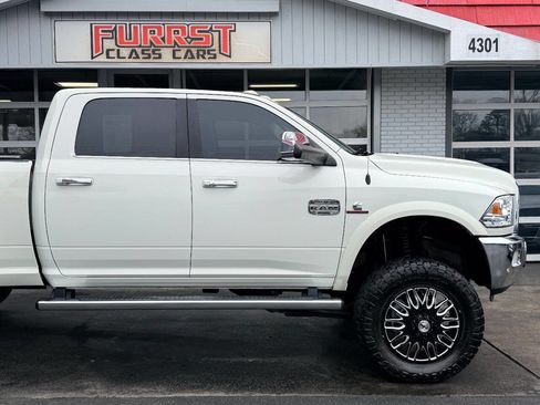 Used 2018 RAM 3500 Laramie Longhorn image 13