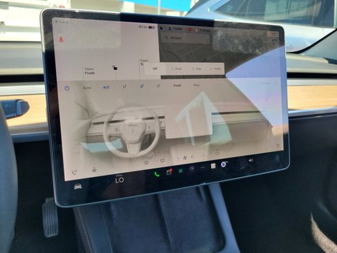 Used 2022 Tesla Model 3 Long Range AWD/4WD image 18