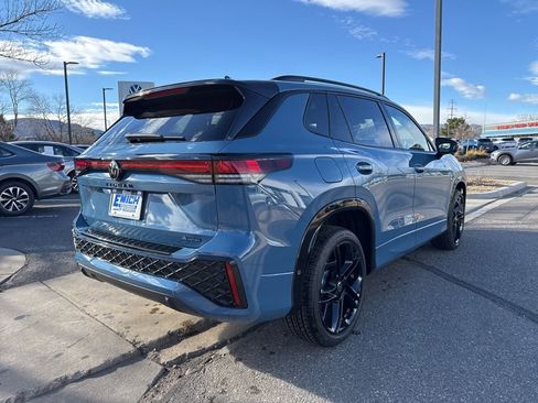 New 2026 Volkswagen Tiguan SE R-Line image 5