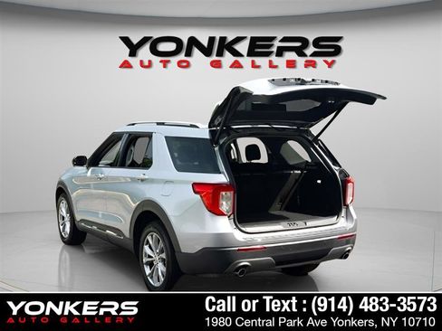 Used 2023 Ford Explorer Limited image 6