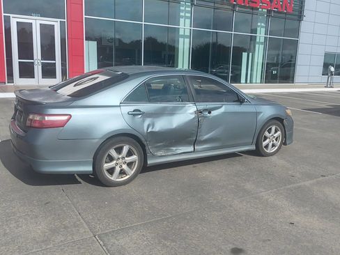 Used 2007 Toyota Camry SE FWD image 3
