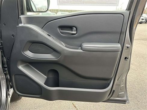 New 2026 Nissan Frontier S image 8