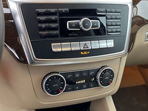 Used 2015 Mercedes-Benz ML 350 4MATIC image 16