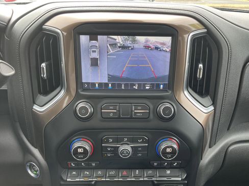 Used 2019 Chevrolet Silverado 1500 High Country w/ Trailer Camera Package image 8