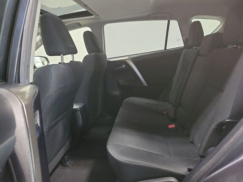 Used 2015 Toyota RAV4 XLE AWD/4WD image 22
