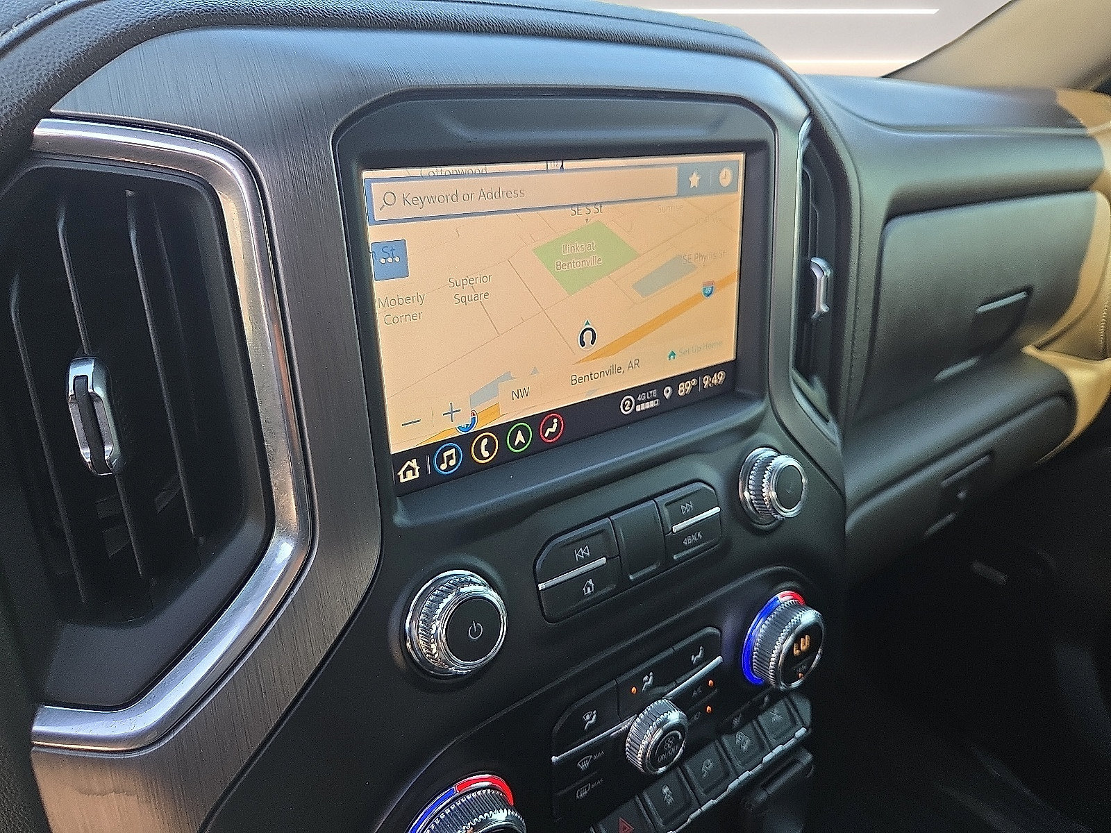 Used 2022 GMC Sierra 2500 Denali AWD/4WD image 7