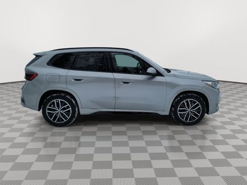 Used 2025 BMW X1 xDrive28i w/ M Sport Package image 9